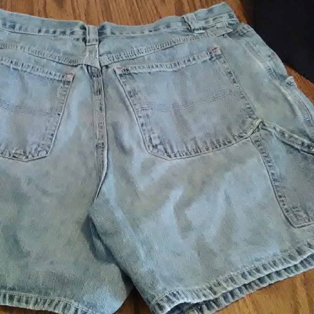Shorts - Picture 2 of 2